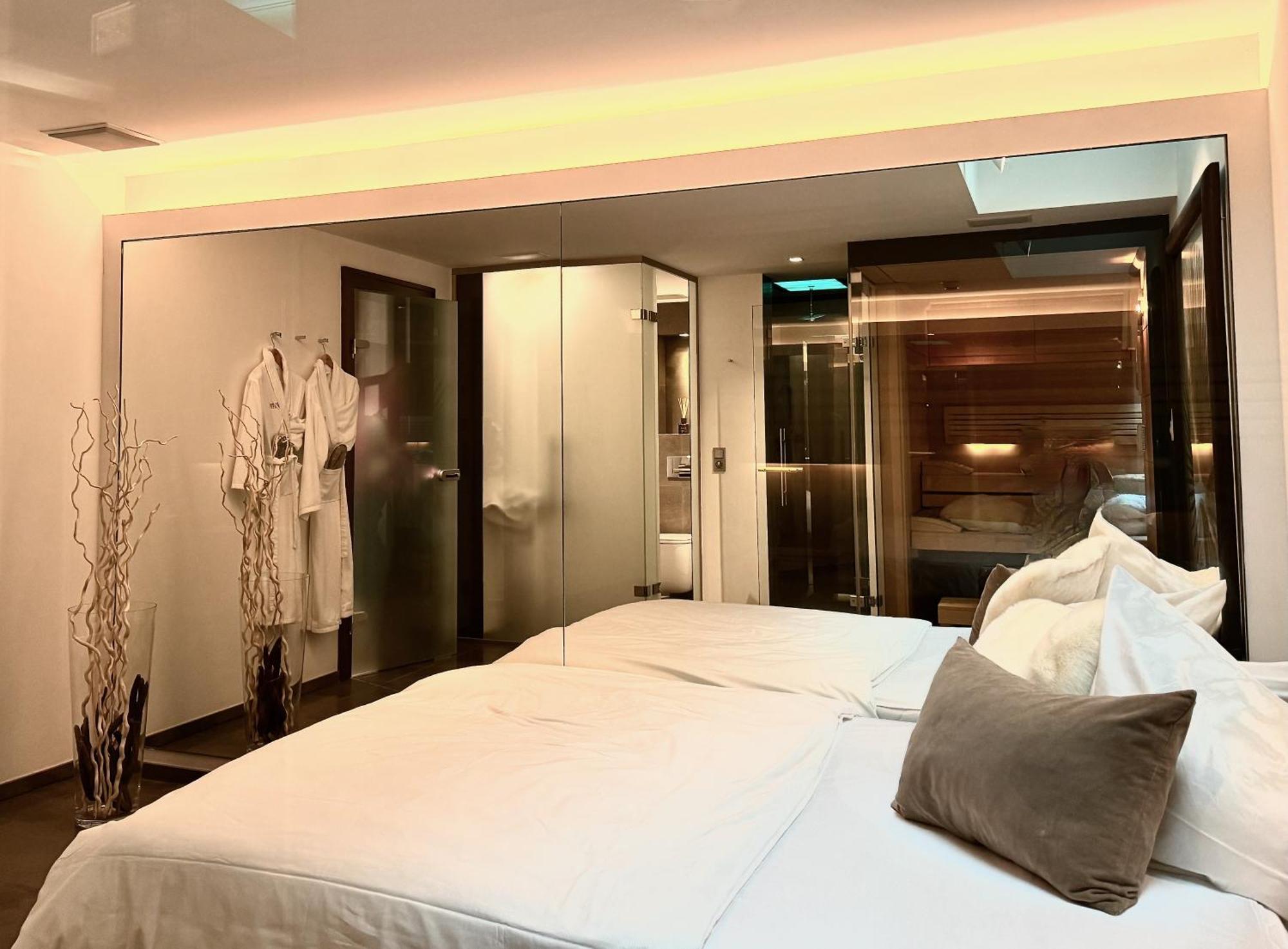 Kitz Deluxe Suite 1 & 2 Im Zentrum Mit Eigenem Spa & Parken By Belle-Stay Kitzbühel Esterno foto